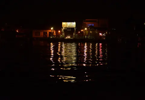 Ferry landing slip, Balboa Island Ferry.