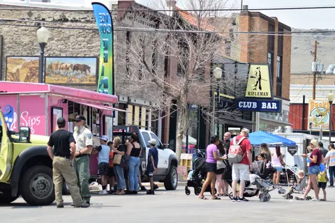 Food vendors and crowd, Half-Way Days.