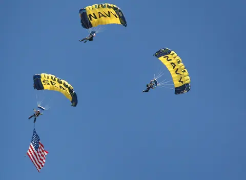 Leap Frogs parachuting, Western Idaho Fair.