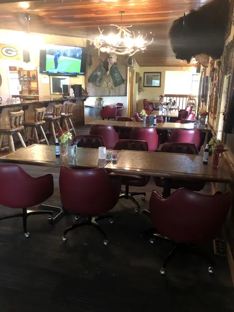 Dining area at Y Knot Winery.