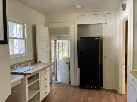 A view of the interior of a small kitchen.