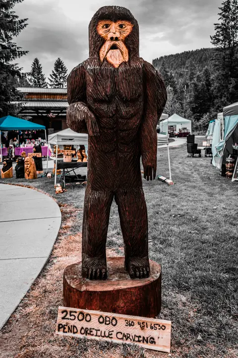 Wood carving, Metaline Falls Bigfoot Festival.