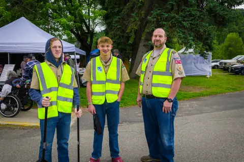 Volunteers at Metaline Falls Bigfoot Festival.