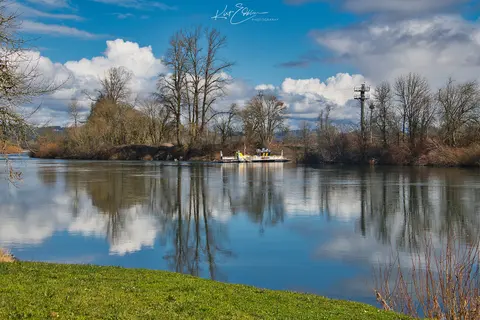 Buena Vista Ferry on the Willamette River.