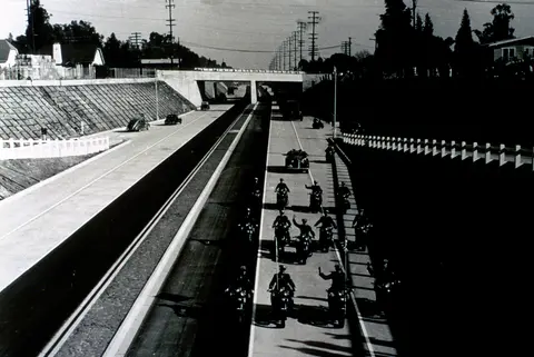 Opening day procession, Arroyo Seco Parkway.