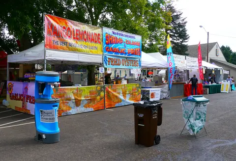 Food booths at the Elephant Garlic Festival.