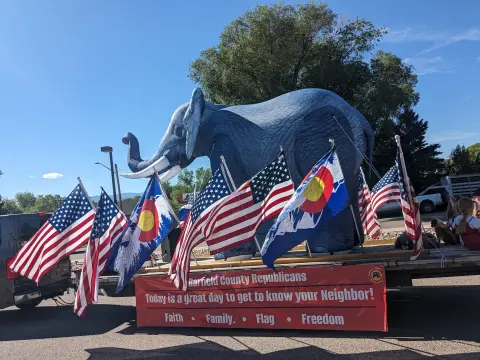 Parade float, Silt Heyday.