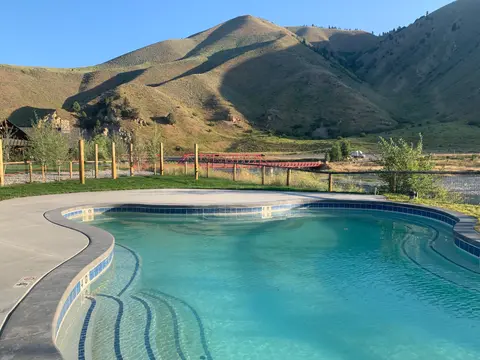 Soaking pool at Astoria Hot Springs Park.
