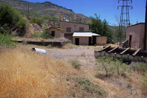 Old power plant buildings, Childs Trailhead.