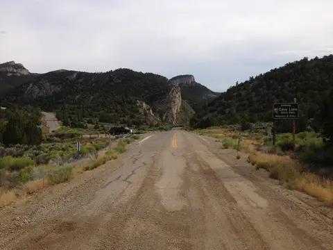 Entrance road at Cave Lake State Park.