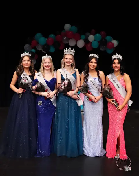 Miss Selah royalty, Selah Community Days.