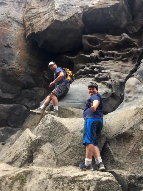 Hikers at Crack-in-the-Ground.