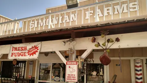 Simonian Farms, Fresno County Fruit Trail.