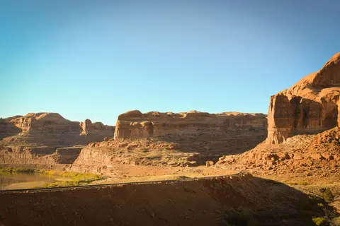 Railroad tracks along Corona Arch Trailhead.