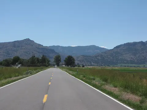 Surprise Valley / Barrel Springs Back Country Byway.