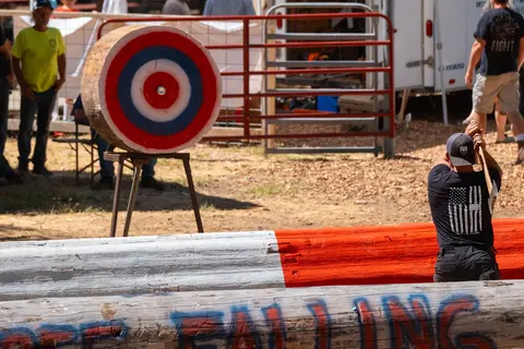 Axe throw, Mid-Sierra Loggers Jamboree.